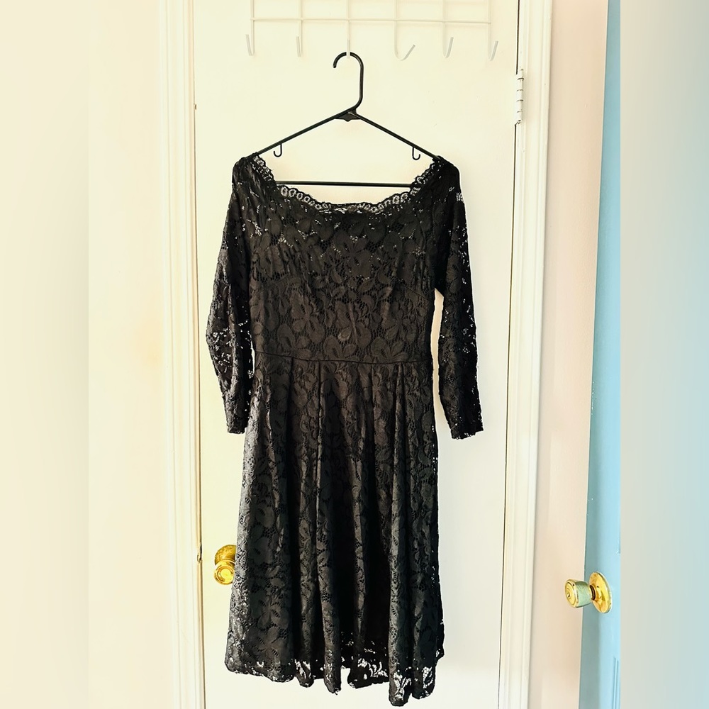 Elegant black dress from Miosol